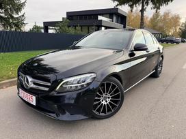 Mercedes-Benz C220, 2.0 l., saloon / sedan