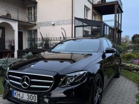Mercedes-Benz E300, 2.0 l., Седан