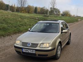 Volkswagen Bora, 1.6 l., Седан