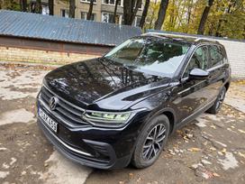 Volkswagen Tiguan, 1.5 l., minivens