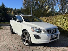 Volvo XC60, 2.4 l., visurgājējs / krosovers