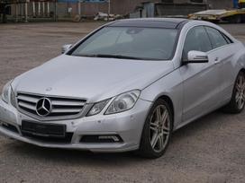 Mercedes-benz E220, 2.1 l., kupė (coupe)