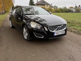 Volvo V60, 2.0 l., sedans