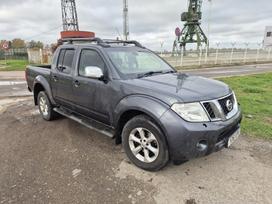 Nissan Navara, Пикап