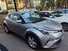 Toyota C-hr, 1.8 l., hečbekas