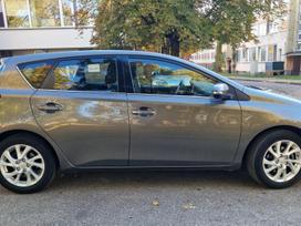 Toyota Auris, 1.6 l., hečbekas