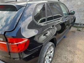 Bmw X5 dalimis. Automobiliai iš usa didelis
