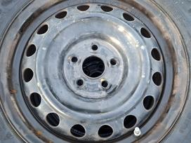 Toyota Yaris, стальные штампованные диски, R15