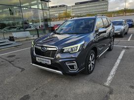 Subaru Forester, 2.0 l., off-road / crossover
