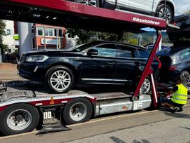 Volvo XC60, 2.4 l., off-road / crossover