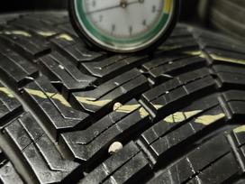Continental All season contact, всесезонные 225/40 R18