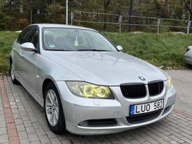 BMW 320, 2.0 l., saloon / sedan