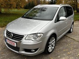 Volkswagen Touran, 2.0 l., Минивэн