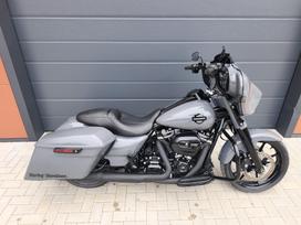 Harley-davidson Street Glide Flhx 1800cc,