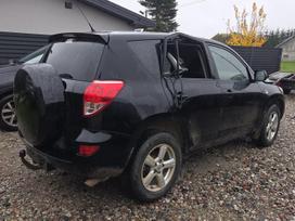 Toyota RAV4 по частям