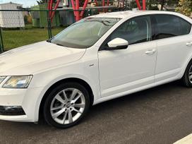 Skoda Octavia, 1.6 l., Седан