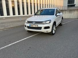 Volkswagen Touareg, 3.0 l., off-road / crossover