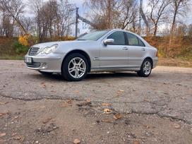 Mercedes-benz C200, 2.2 l., sedanas