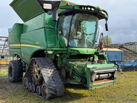 John Deere S785 4WD, kombainai