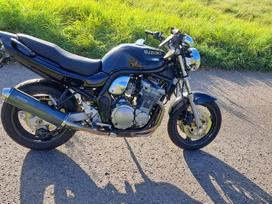 Suzuki -kita- 600cc, street / klasikiniai