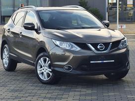 Nissan Qashqai, 1.6 l., off-road / crossover