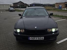 BMW 728, 2.8 l., Седан