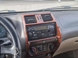 Nissan Terrano, 2.7 l., visurgājējs / krosovers