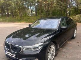 BMW 750, 4.4 l., sedans