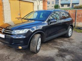 Volkswagen Touareg, 3.0 l., off-road / crossover