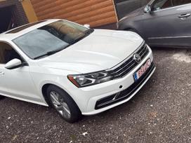 Volkswagen Passat, 2.0 l., saloon / sedan