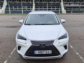 Lexus NX 300h, 2.5 l., visurgājējs / krosovers