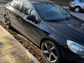 Volvo S60, 2.4 l., saloon / sedan