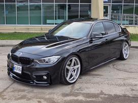BMW 320, 2.0 l., saloon / sedan