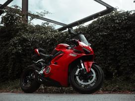 Ducati Panigale 1103cc, superbikes