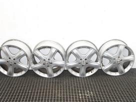 Mercedes-Benz, lengvojo lydinio, R19