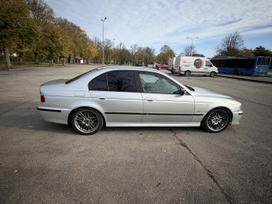 BMW 530, 3.0 l., sedanas