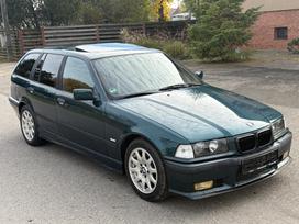 BMW 318, 1.8 l., wagon