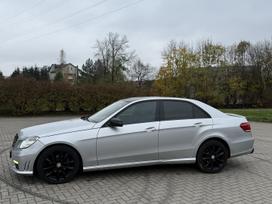 Mercedes-Benz E220, 2.1 l., sedans