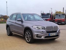 BMW X5, 3.0 l., visurgājējs / krosovers