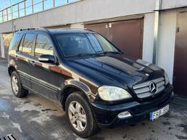 Mercedes-Benz ML270, 2.7 l., off-road / crossover