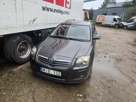 Toyota Avensis, 2.0 l., universalas