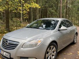 Opel Insignia, 2.0 l., Седан