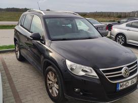 Volkswagen Tiguan, 2.0 l., off-road / crossover