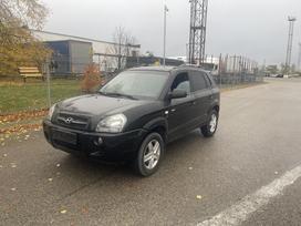 Hyundai Tucson, 2.0 l., Внедорожник / Кроссовер