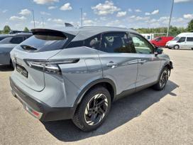 Nissan Qashqai, 1.3 l., Внедорожник / Кроссовер