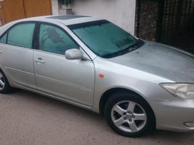 Toyota Camry dalimis