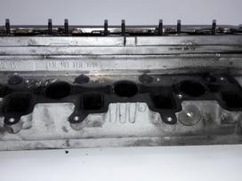 Volkswagen Golf variklio detalės