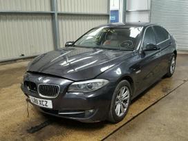 BMW 5 serija Dalimis is anglijos