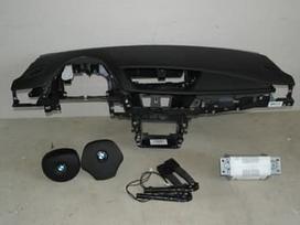 BMW X1 Uab sumitas vilnius kaunas klaipėda saugos pagalvių servis