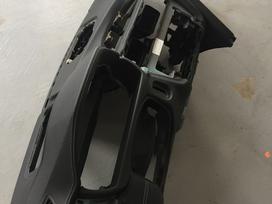 BMW M4 Uab sumitas vilnius kaunas klaipėda saugos pagalvių servis